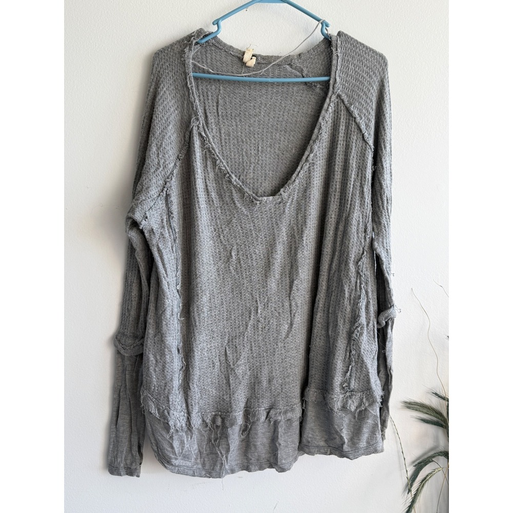 We The Free Free People Womens Grey Waffle Knit V-Neck Raw Edge Top Size M 3397